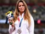 بطلة أولمبية تبيع ميداليتها لعلاج طفل في برشلونة.. لفتة إنسانية