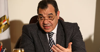 أعضاء اليخت يستنجدون 