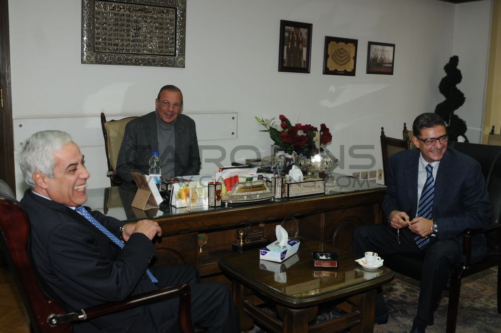 بالصور| رئيس الأهلي والسفير الجزائري يؤكدان علي قوة العلاقات قبل موقعة البليدة