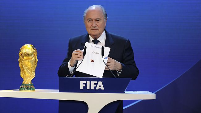 الشيخ سلمان يوصي بإقامة مونديال قطر 2022 في نوفمبر وديسمبر