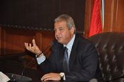 وزارة الرياضة تطالب الزمالك برفع الإيقاف عن رؤوف جاسر