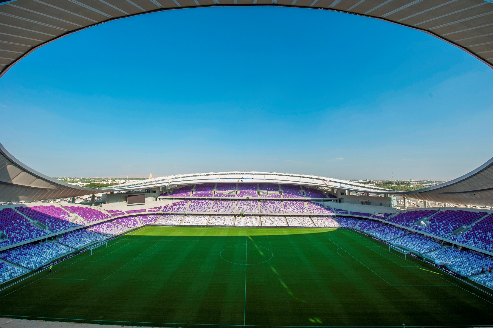 Аль айн футбольный. Хазза Бин Зайед. Hazza bin Zayed Stadium. Стадион Мохаммед Бин Зайед. Стадион al Ain Stadium.