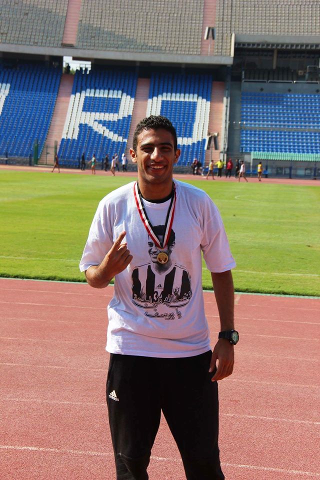 أحمد عصمت يتوج بذهبية 400 متر عدو للشباب