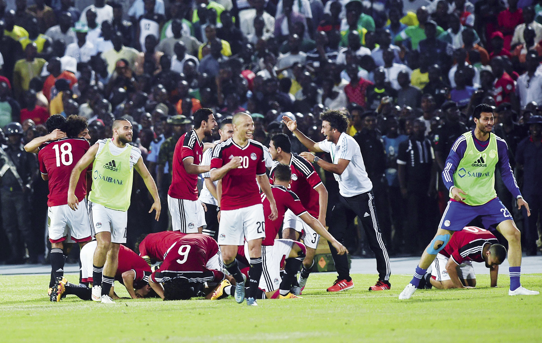 بالفيديو| مصر تتأهل رسميًا لبطولة إفريقيا بعد غياب 7 سنوات